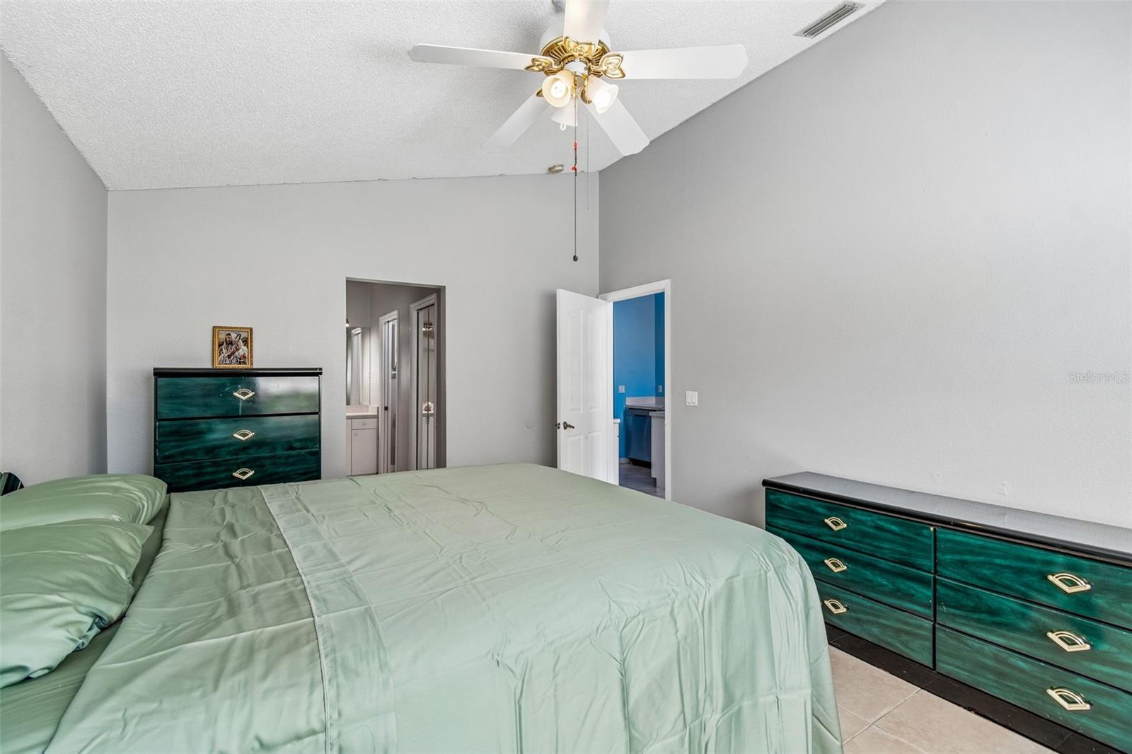 JASMINE TRAILS PH 04 - Residential