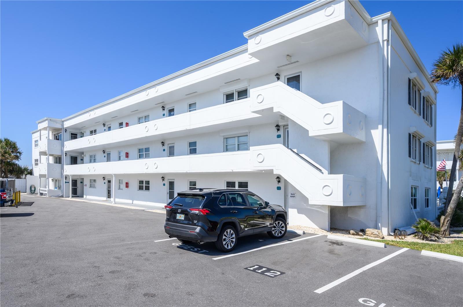 CORINTHIAN VILLAS - Residential