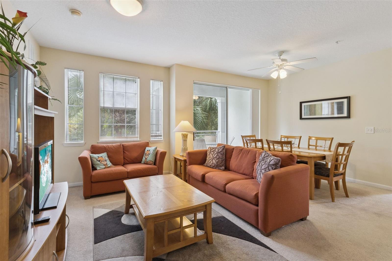 5252 CANE ISLAND LOOP 204