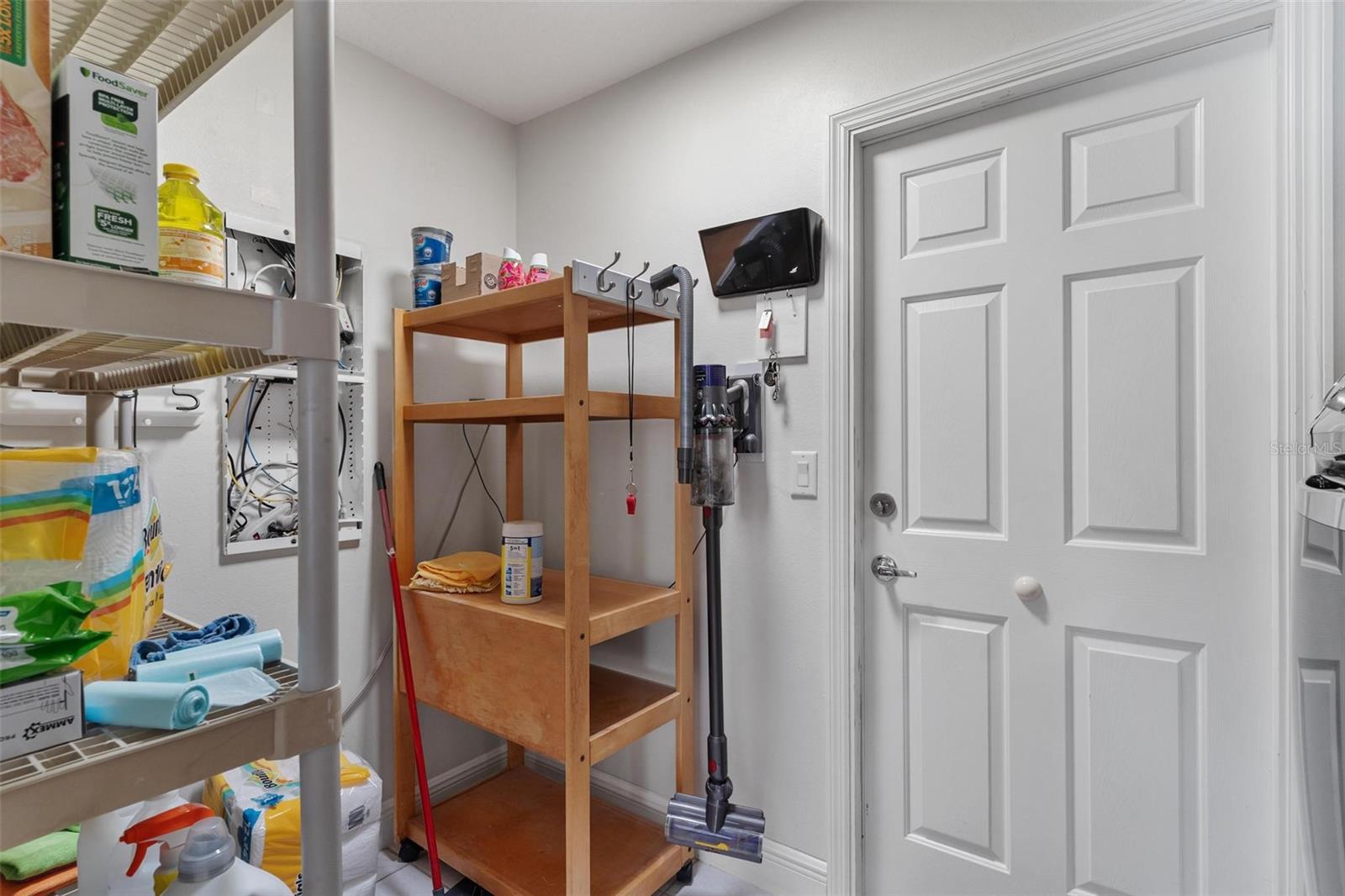 TAVARES ROYAL HARBOR PH 02 LT 179 - Residential