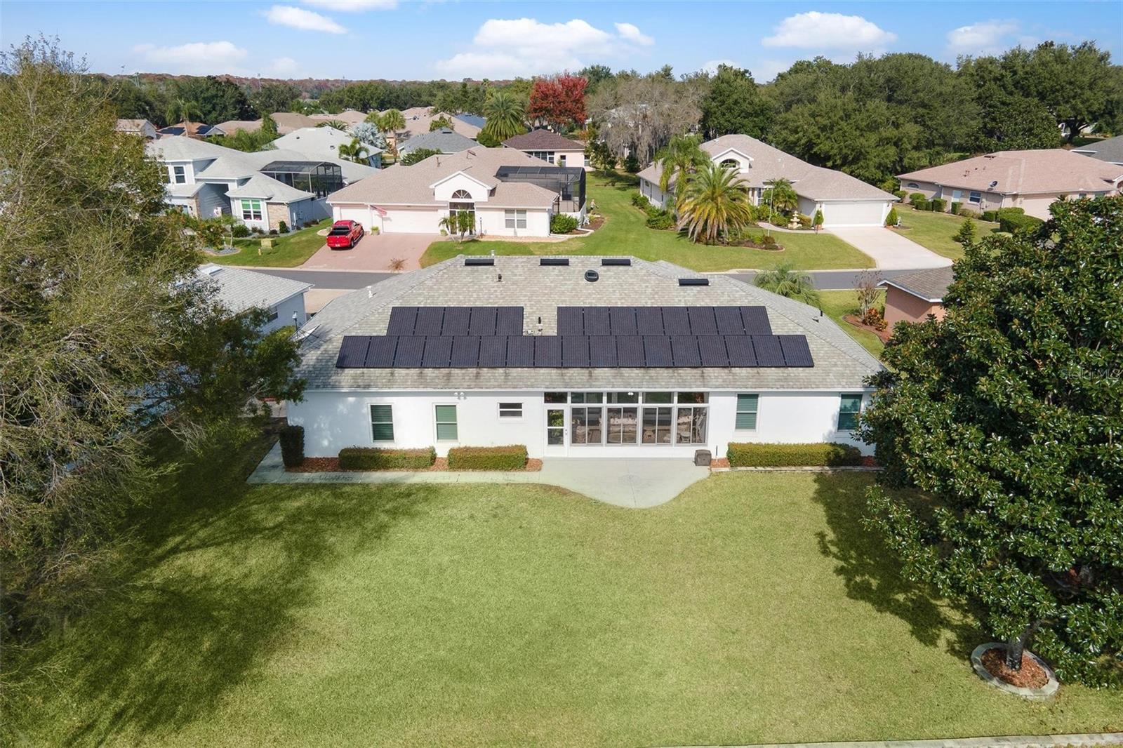 TAVARES ROYAL HARBOR PH 02 LT 179 - Residential