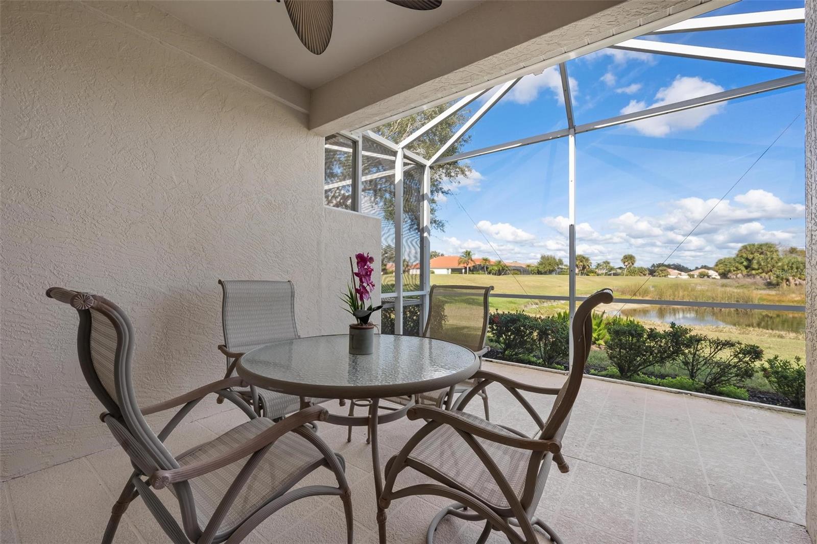 PELICAN POINTE GOLF & COUNTRY CLUB - Residential