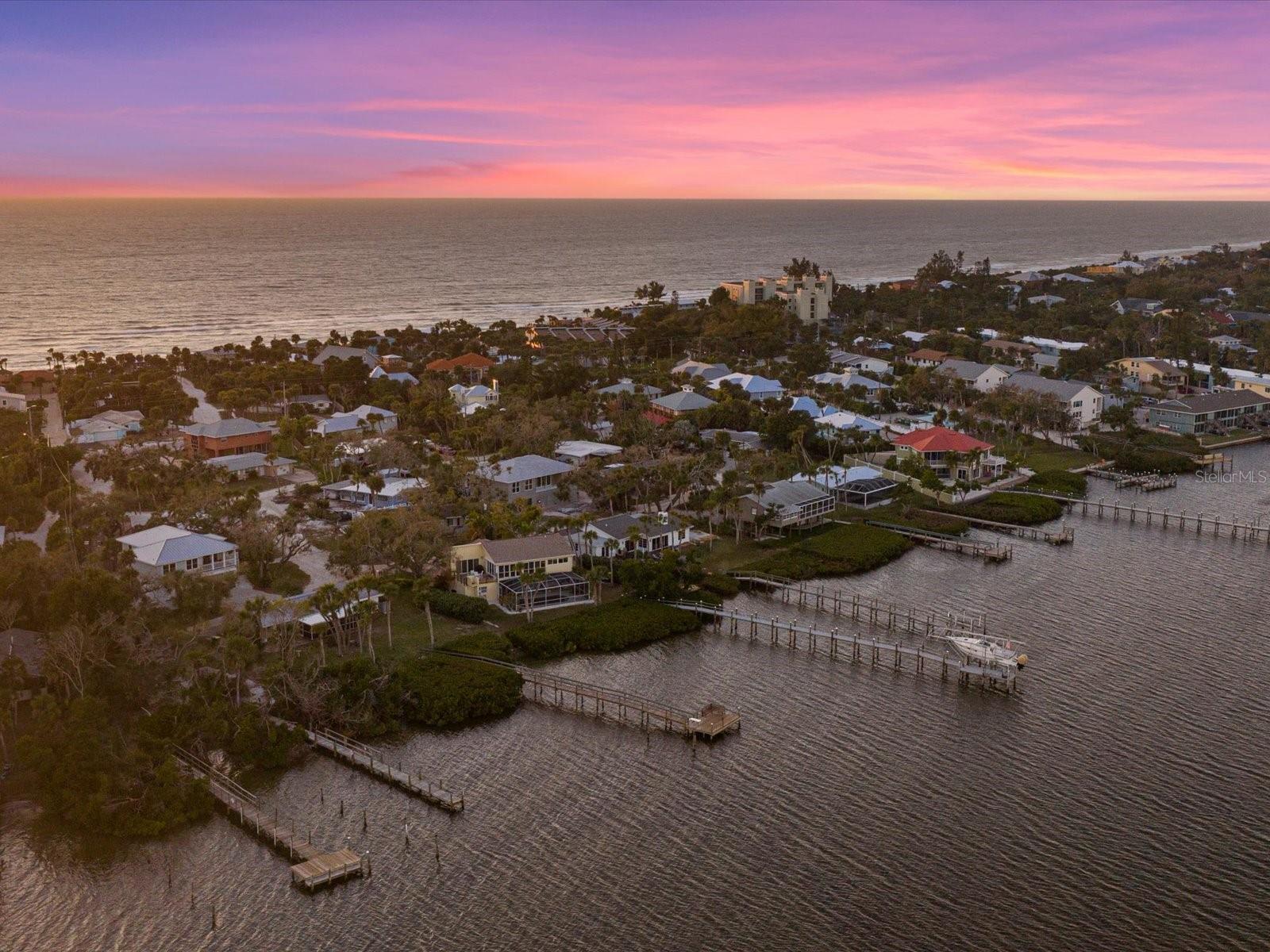 MANASOTA SHORES - Residential