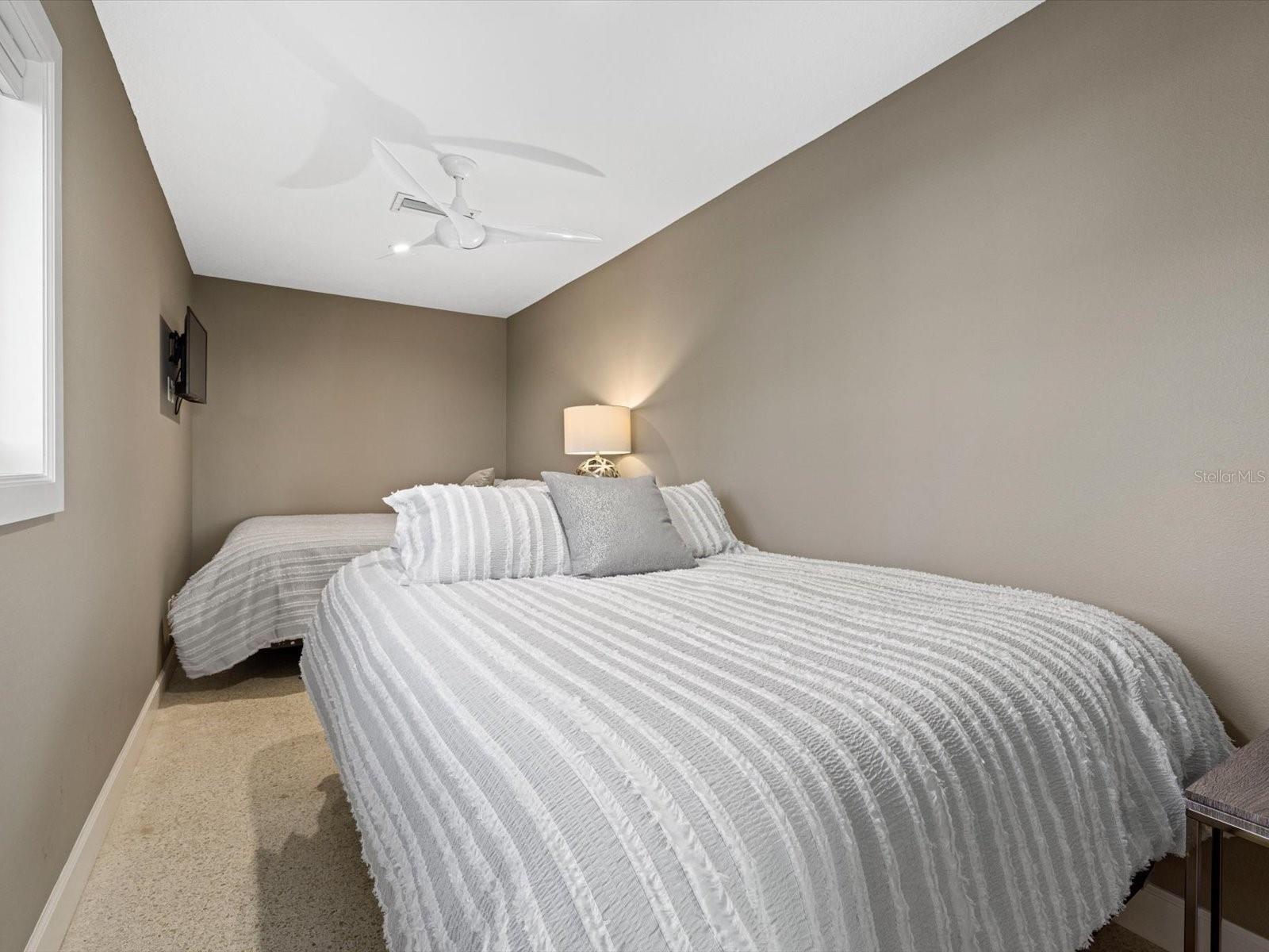 MANASOTA SHORES - Residential