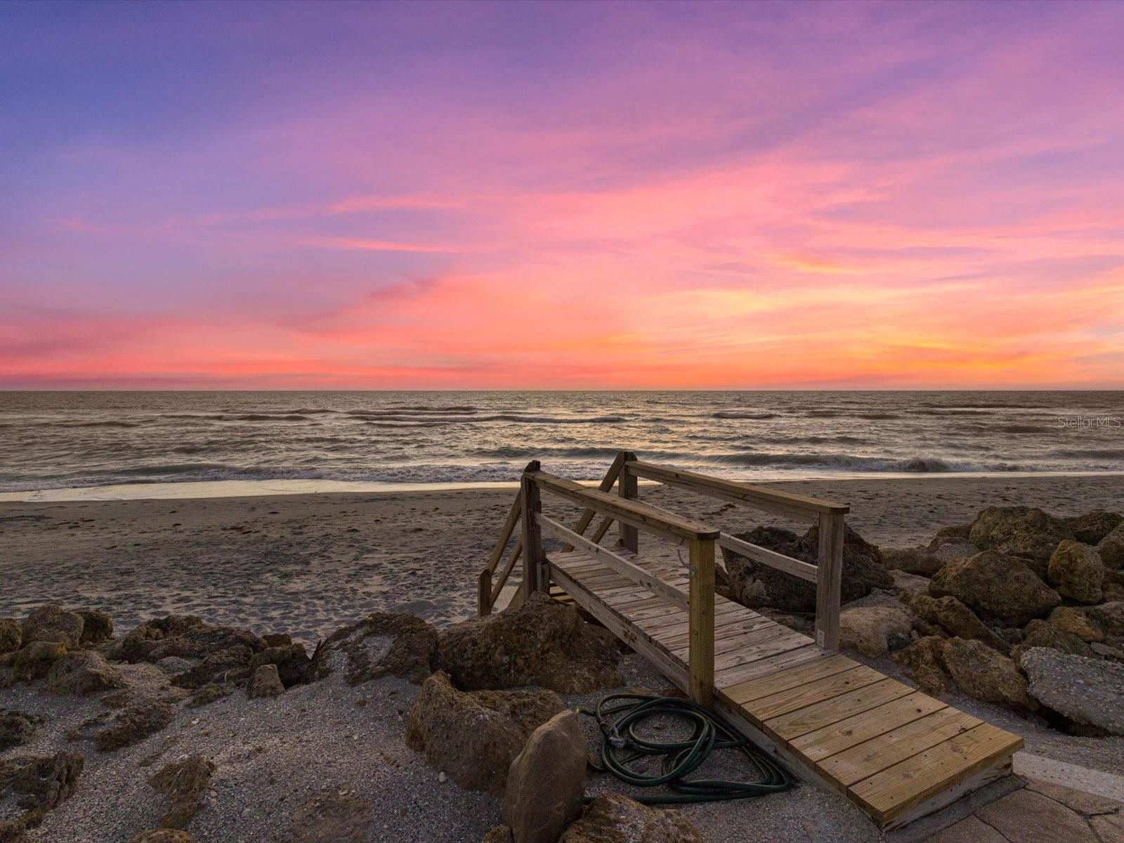 MANASOTA SHORES - Residential