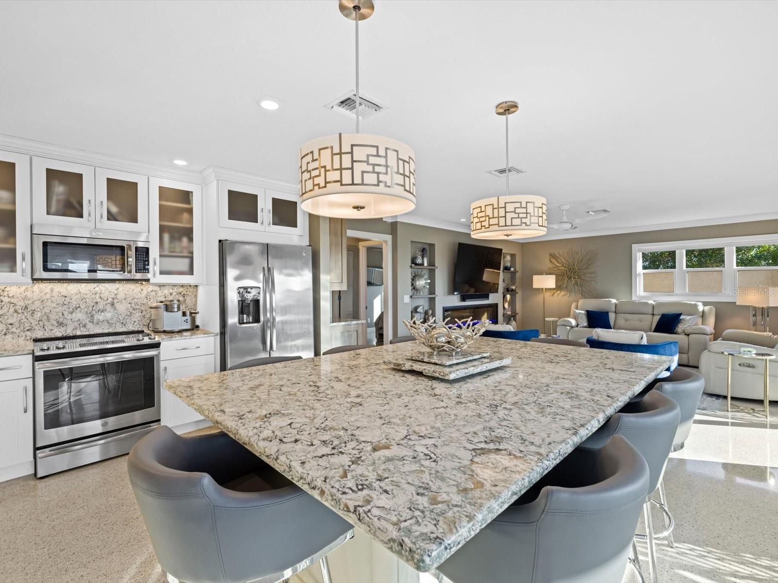 MANASOTA SHORES - Residential