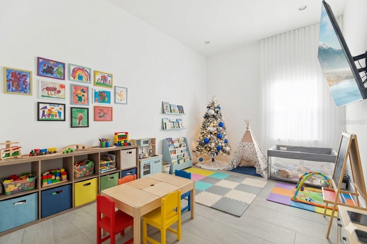 LAUREL POINTE PH 3 - Residential