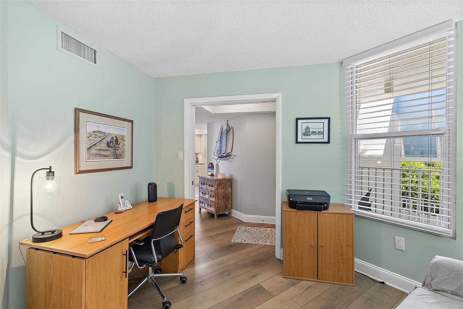 ISLA KEY CONDO - Residential