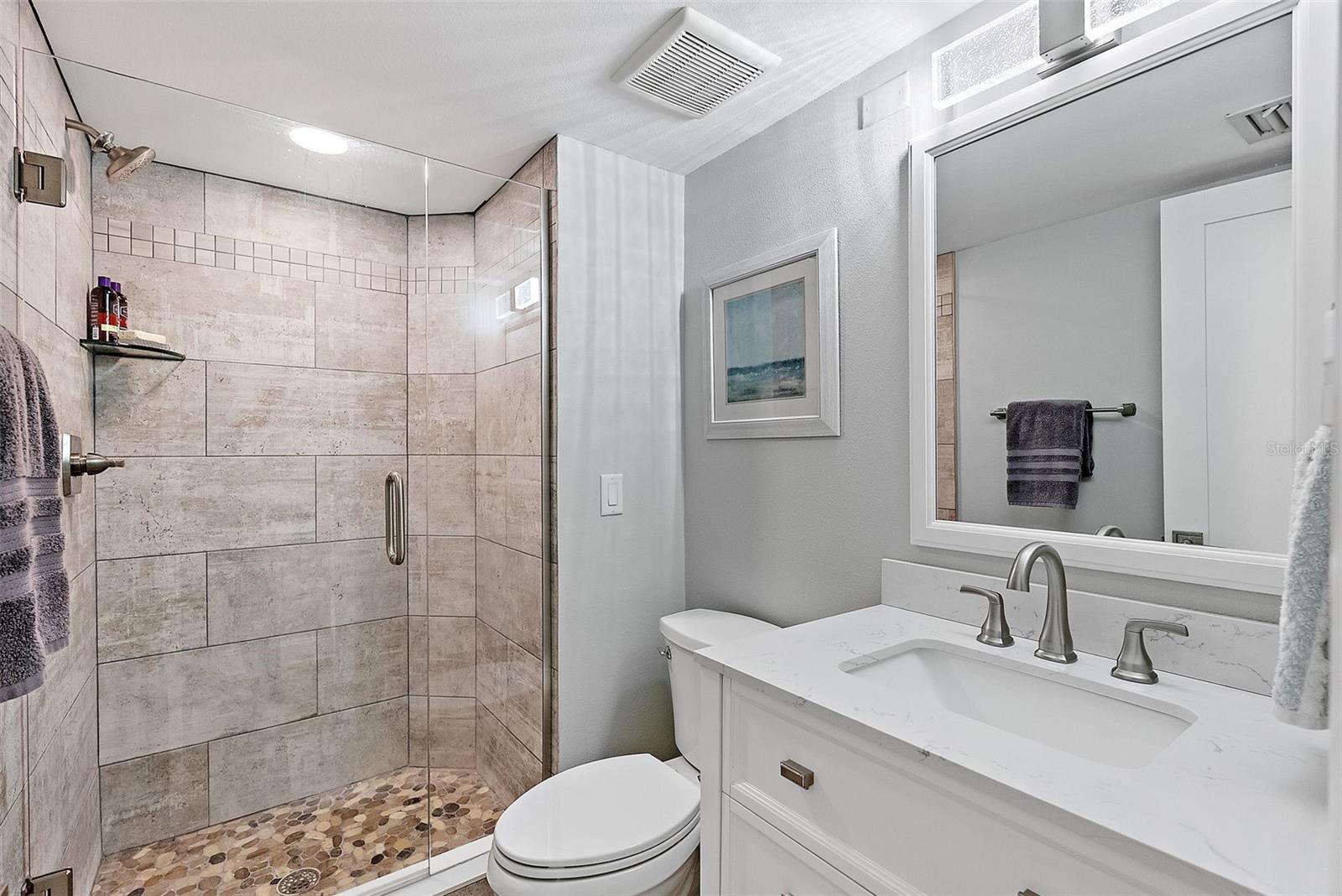 ISLA KEY CONDO - Residential