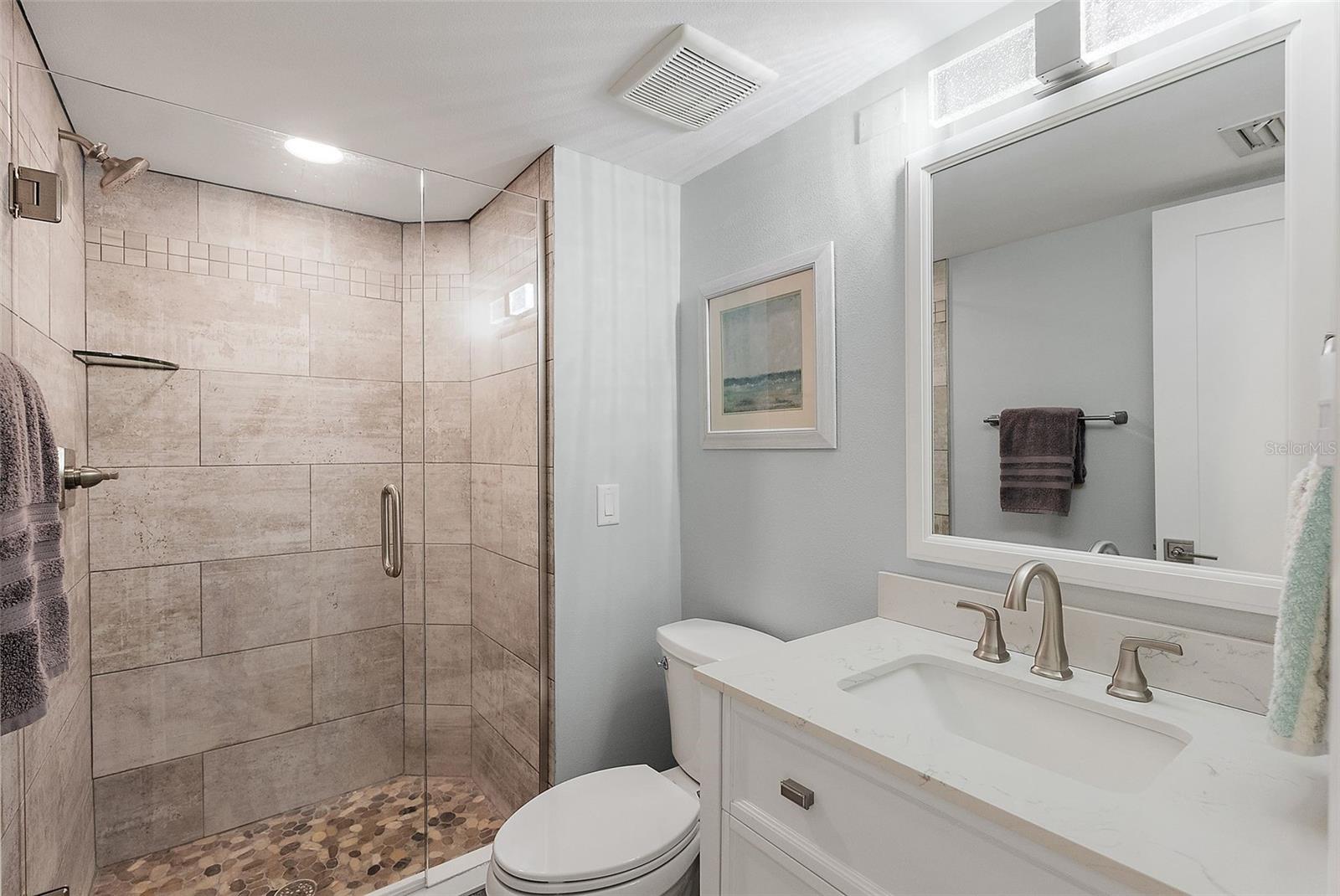 ISLA KEY CONDO - Residential