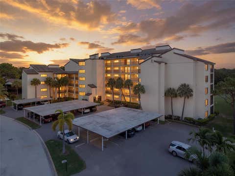 Photo of 700 Starkey Road #323, Largo, FL 33771 (MLS # TB8537590)