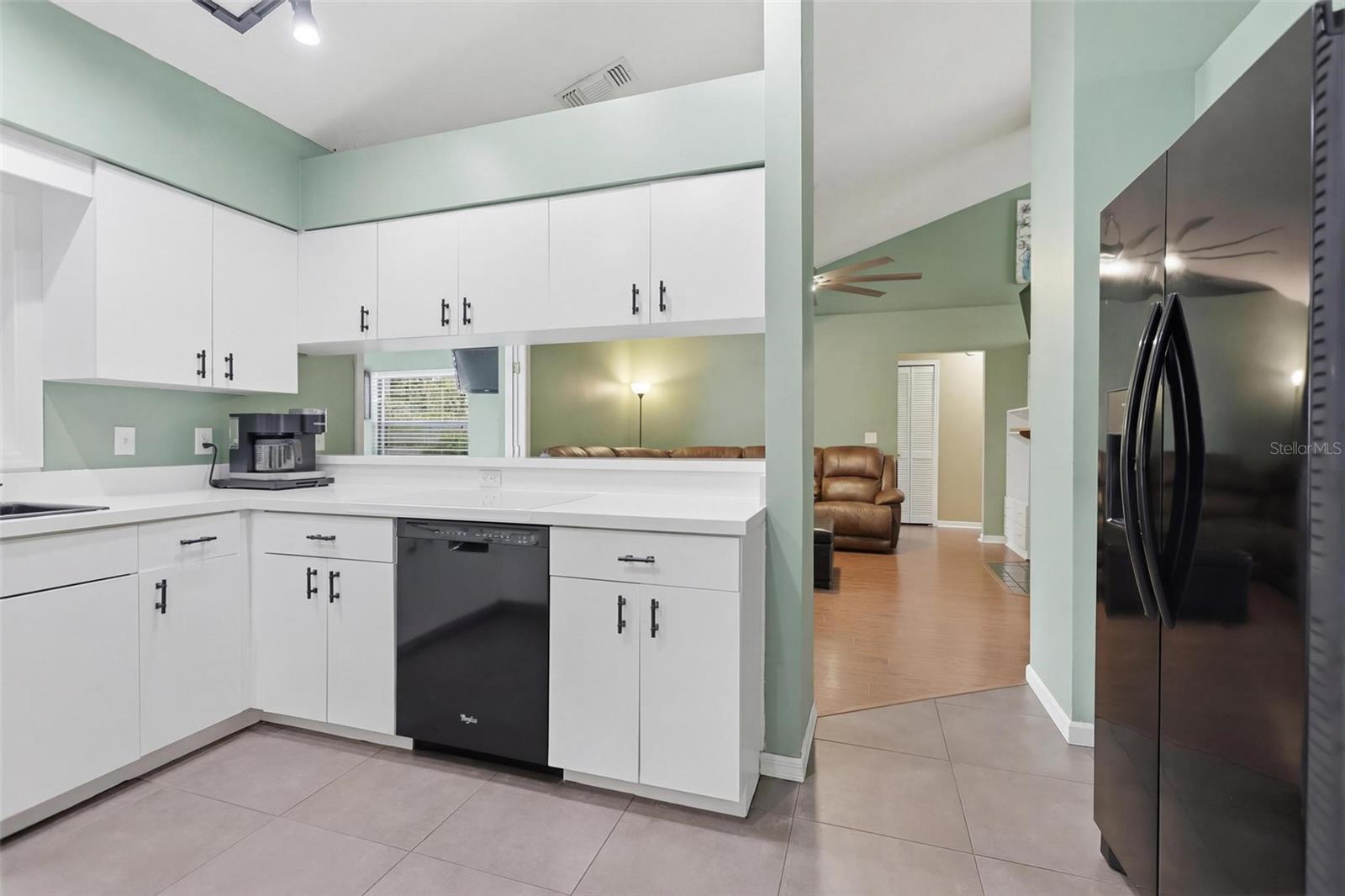 AWARANA ESTATES - Residential