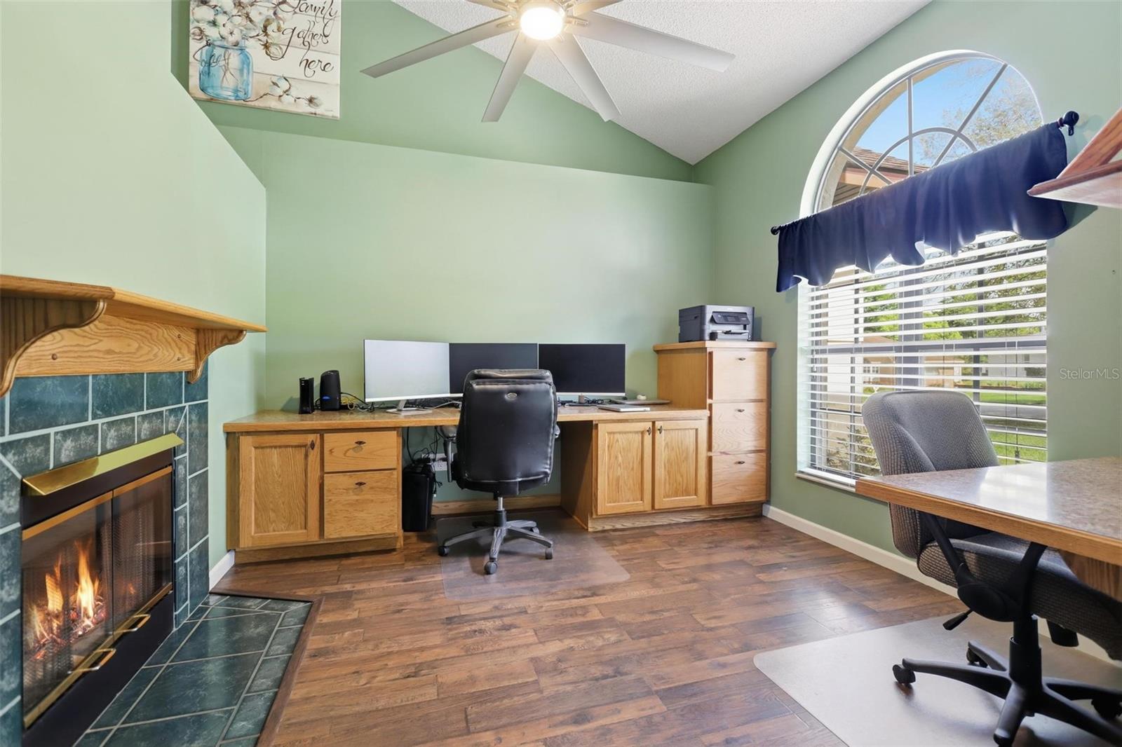 AWARANA ESTATES - Residential