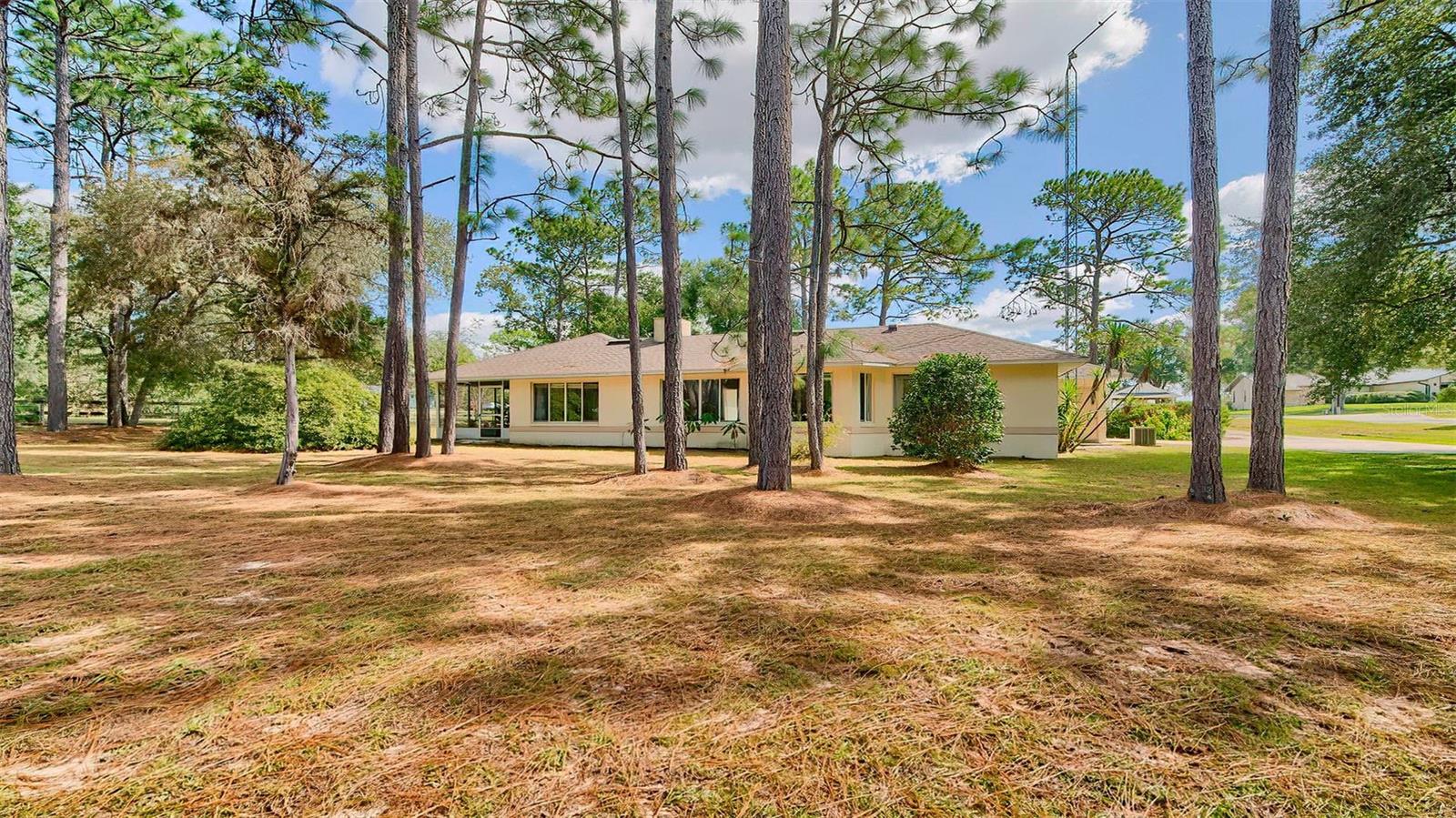 WILLISTON HYLNDS GOLF & C CLUB ESTATE - Residential