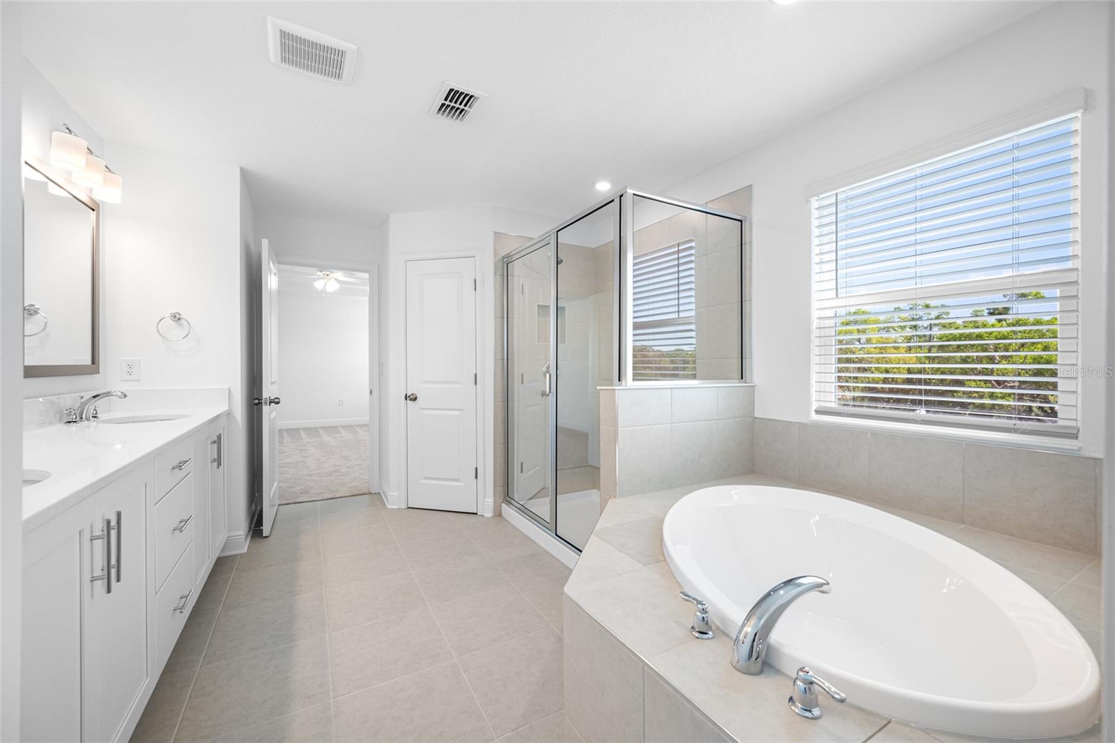 GANDY GARDENS 1 - Residential Lease