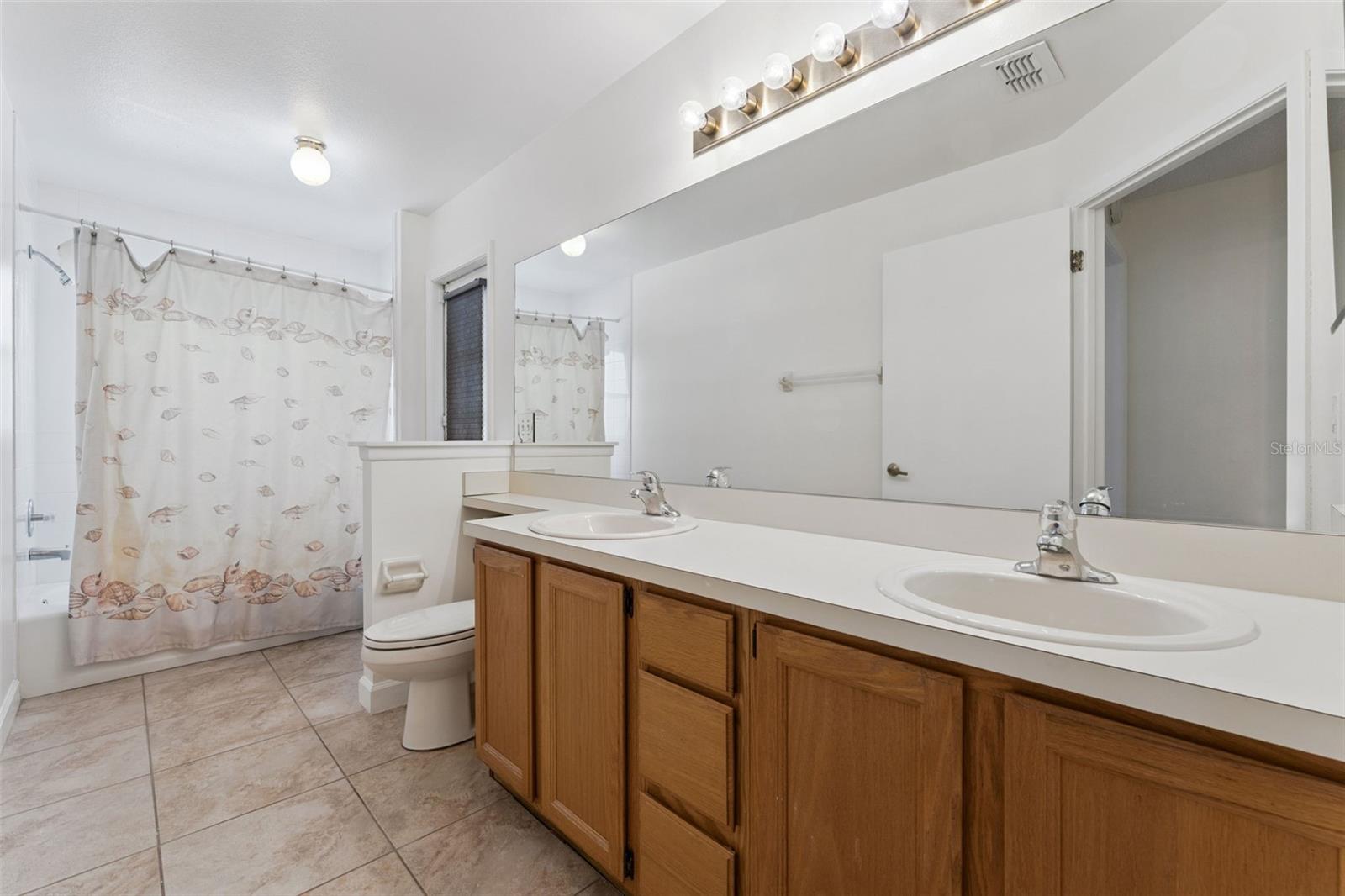 HUCKLEBERRY FIELDS N-9 AND N-10 UNIT 2 - Residential