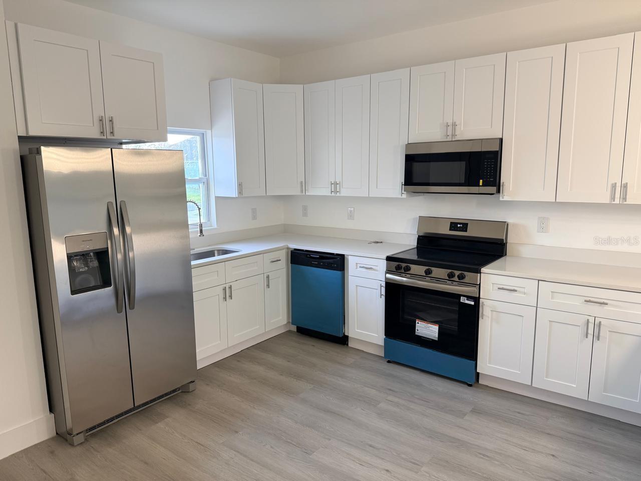 SUN N LAKE - Residential Lease