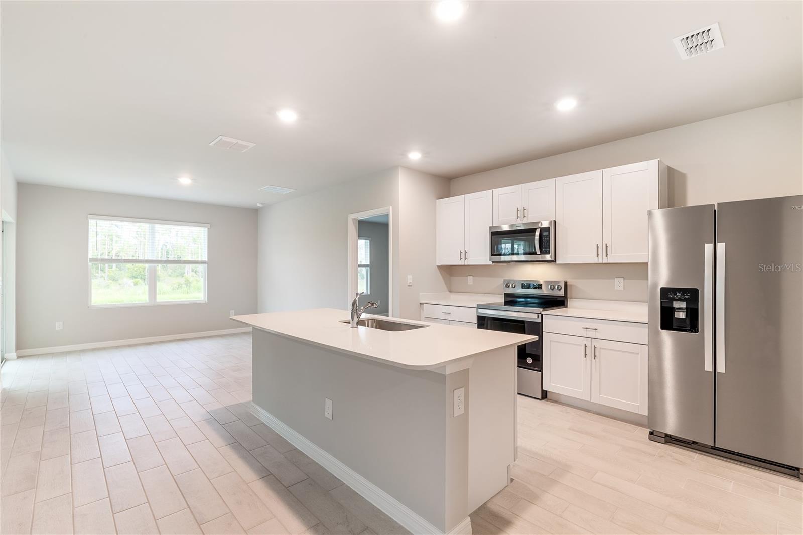 9504 TURTLE GRASS CIRCLE