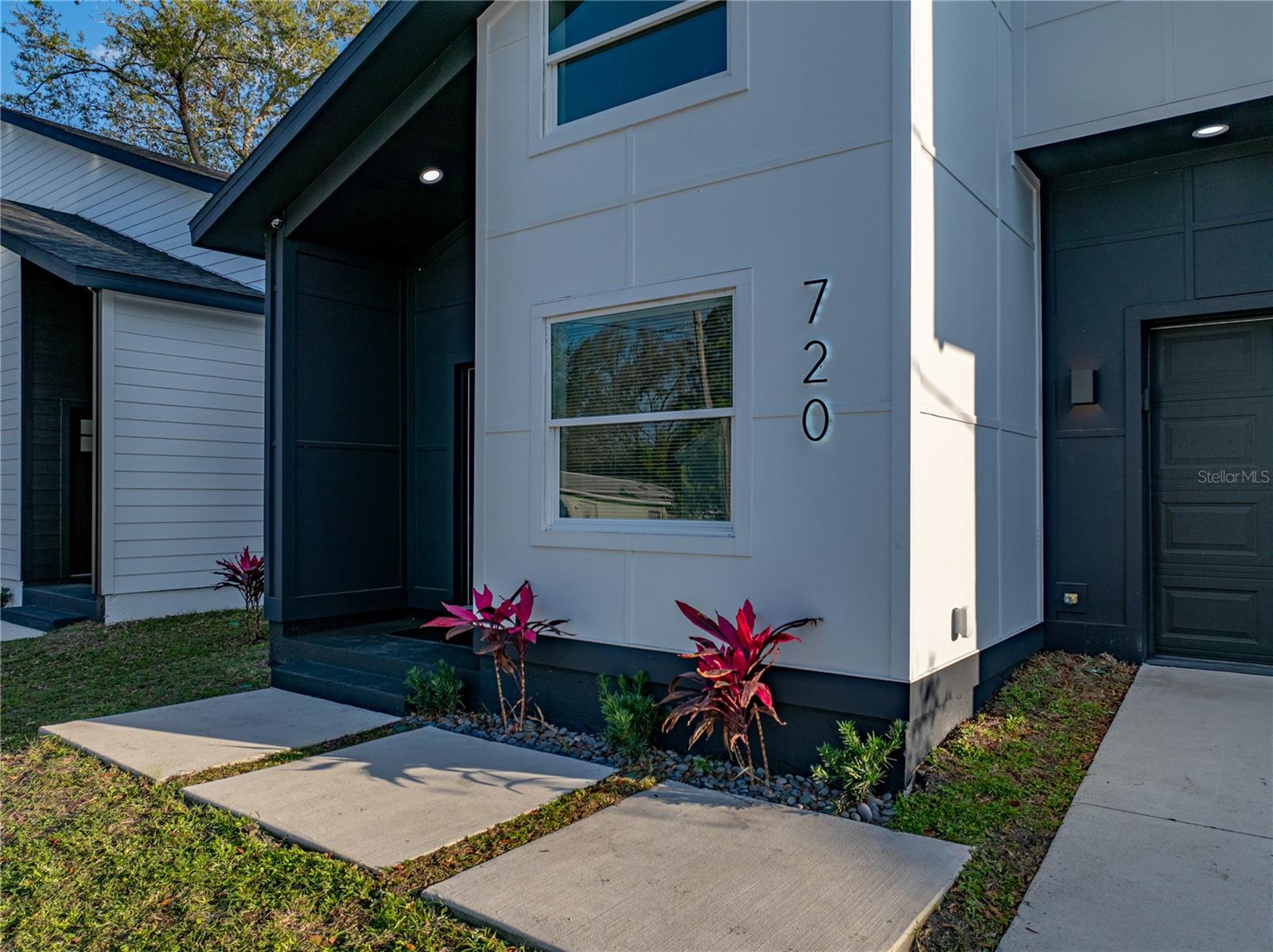 PALMA CEIA COURT - Residential Lease