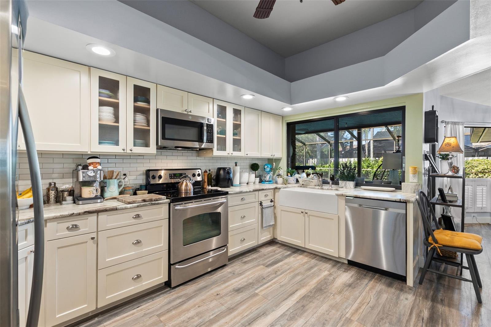 COUNTRY WOODS - Residential
