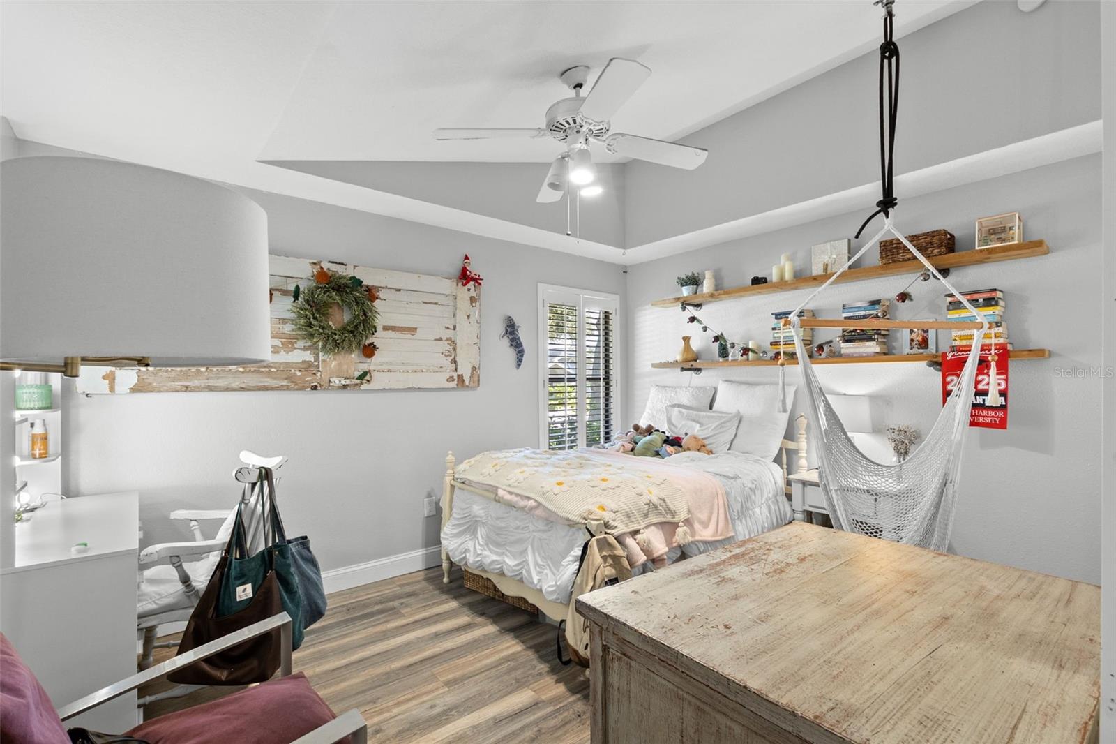 COUNTRY WOODS - Residential