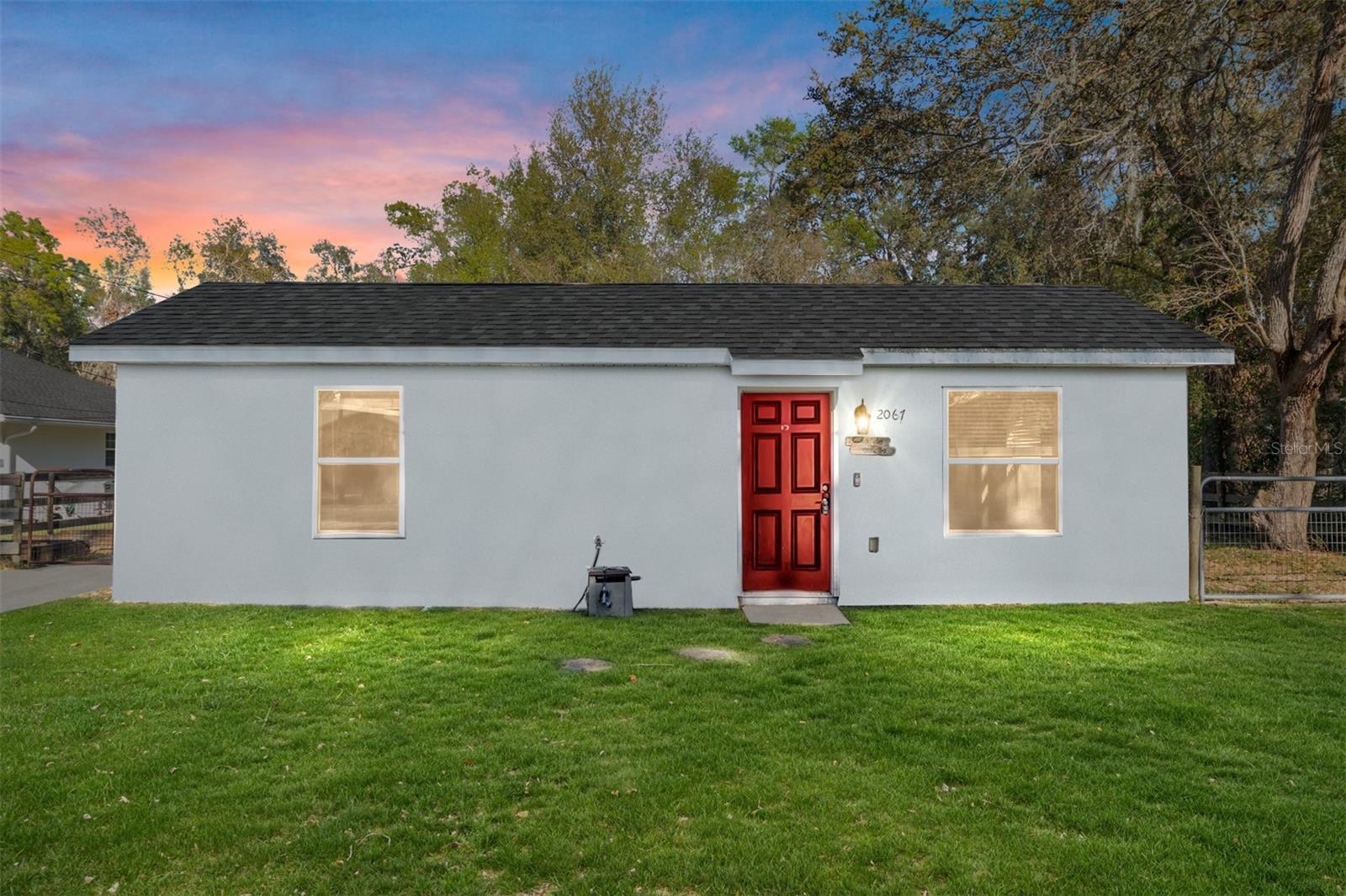 Listing image 1