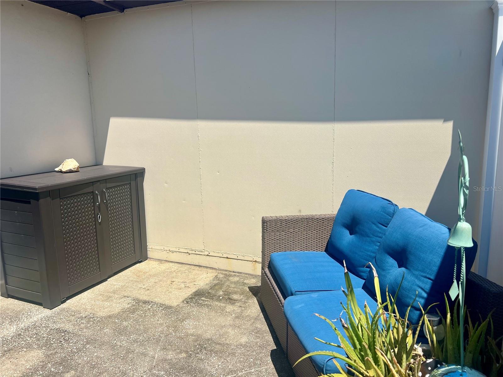 HILL CREST VILLAS - Residential