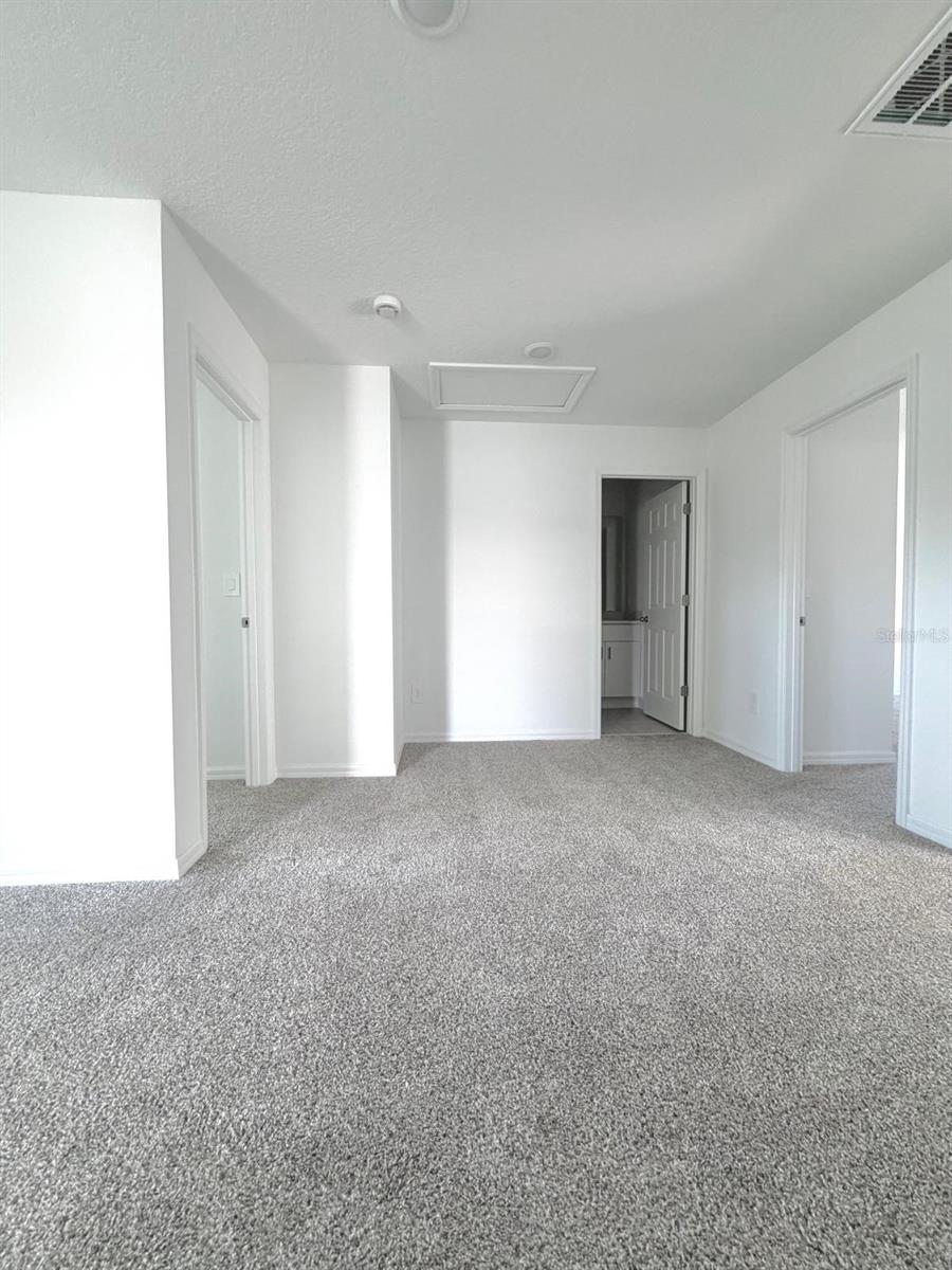 THE MEADOW AT CROSSPRAIRIE - Residential Lease