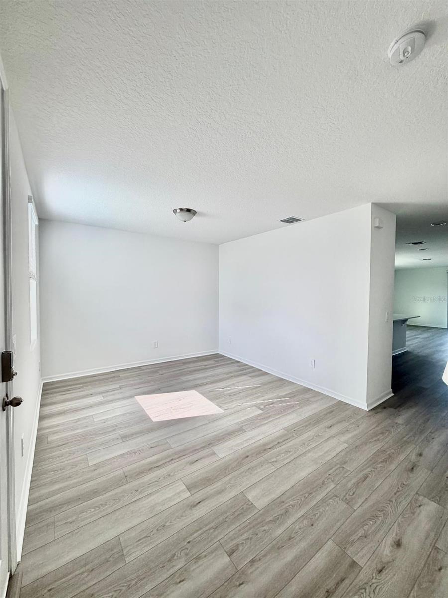 THE MEADOW AT CROSSPRAIRIE - Residential Lease