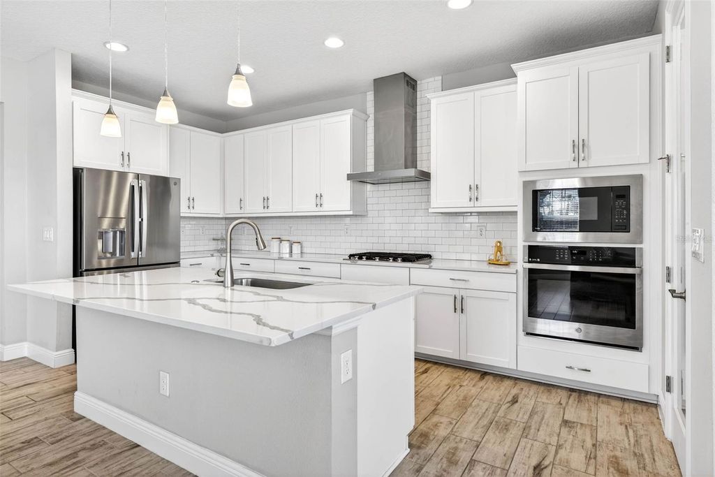 Photo of 6394 Roadstead Court, Apollo Beach, FL 33572 (MLS # TB8467771)