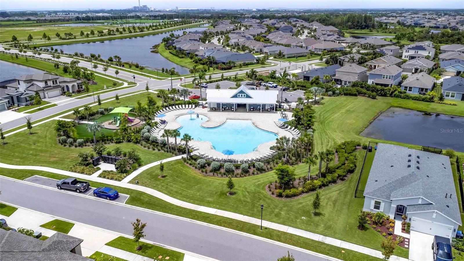 WATERSET WOLF CREEK PHASES A AND D1 LOT 16 BLOCK 1 - Residential