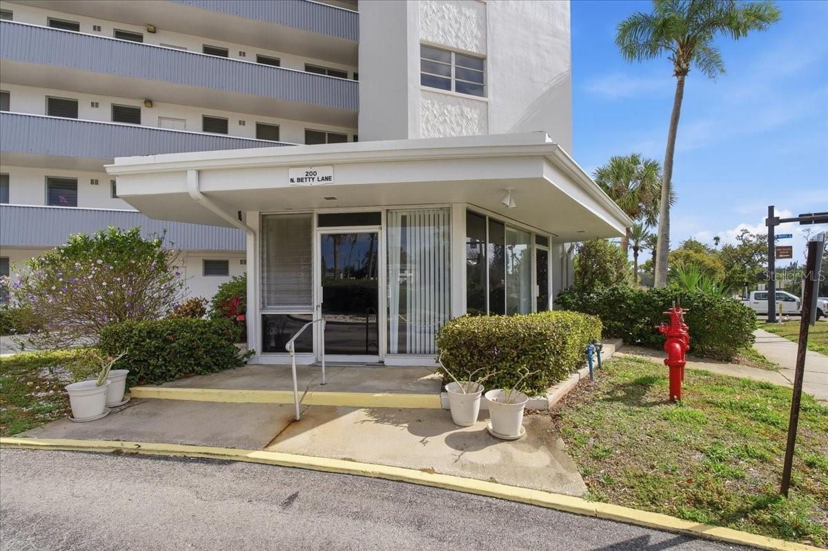 BETTY DREW APTS CO-OP - Residential