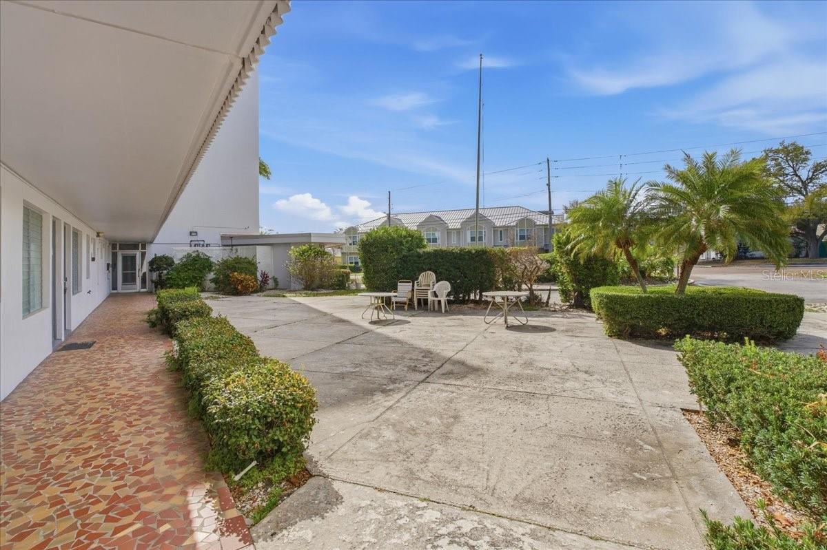 BETTY DREW APTS CO-OP - Residential