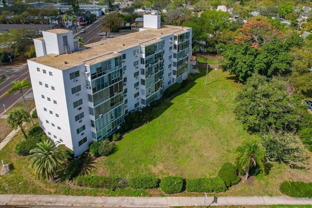 Photo of 200 N Betty Lane #1C, Clearwater, FL 33755 (MLS # A4686445)