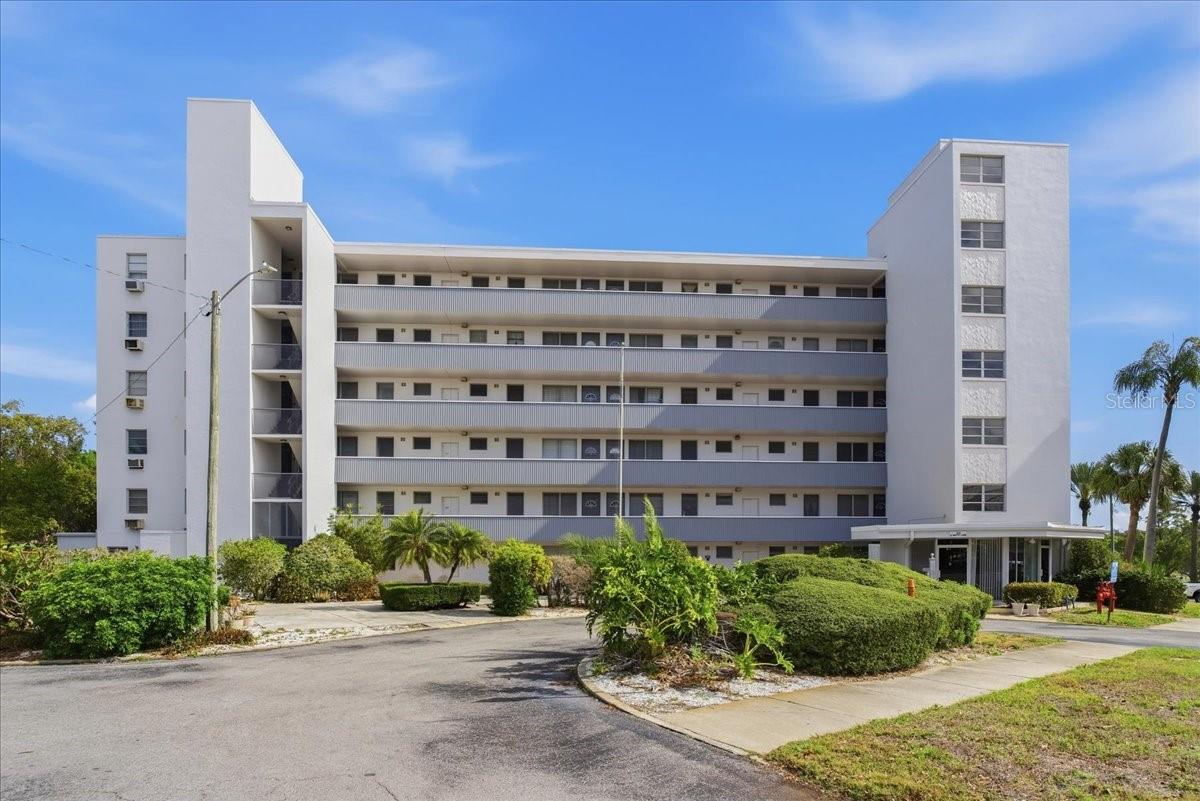 BETTY DREW APTS CO-OP - Residential