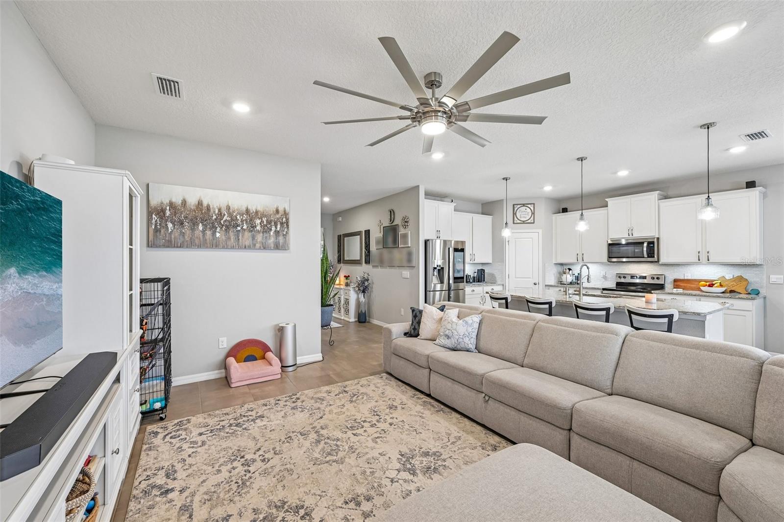 5716 FLAGSTONE TRAIL