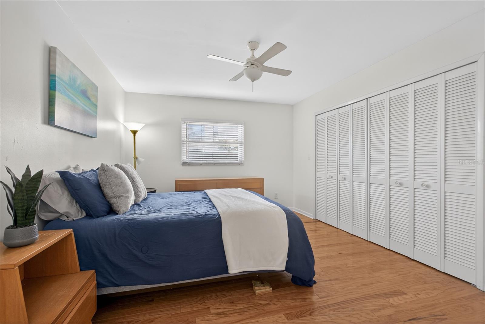 DAVIS SHORES - Residential