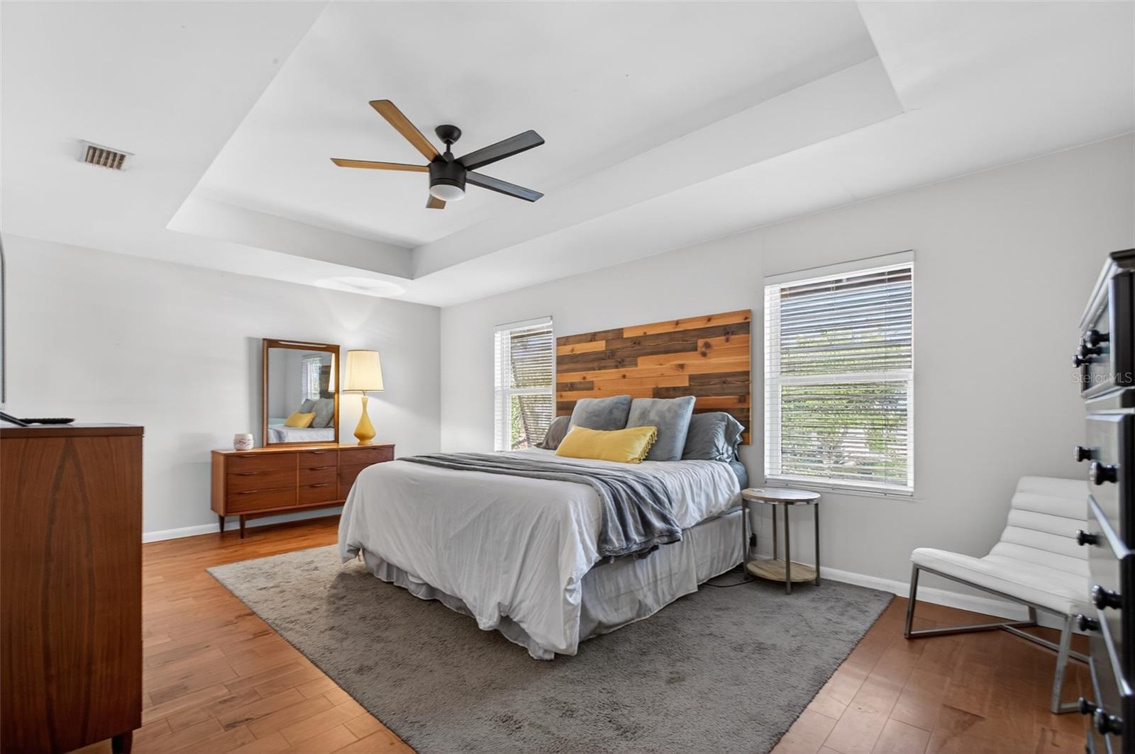 DAVIS SHORES - Residential