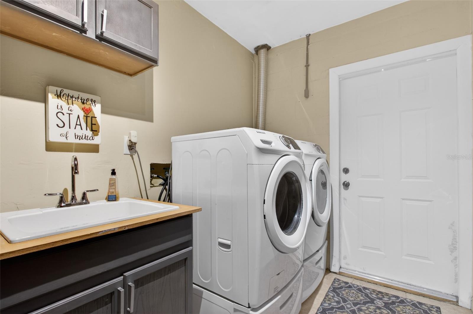 DAVIS SHORES - Residential