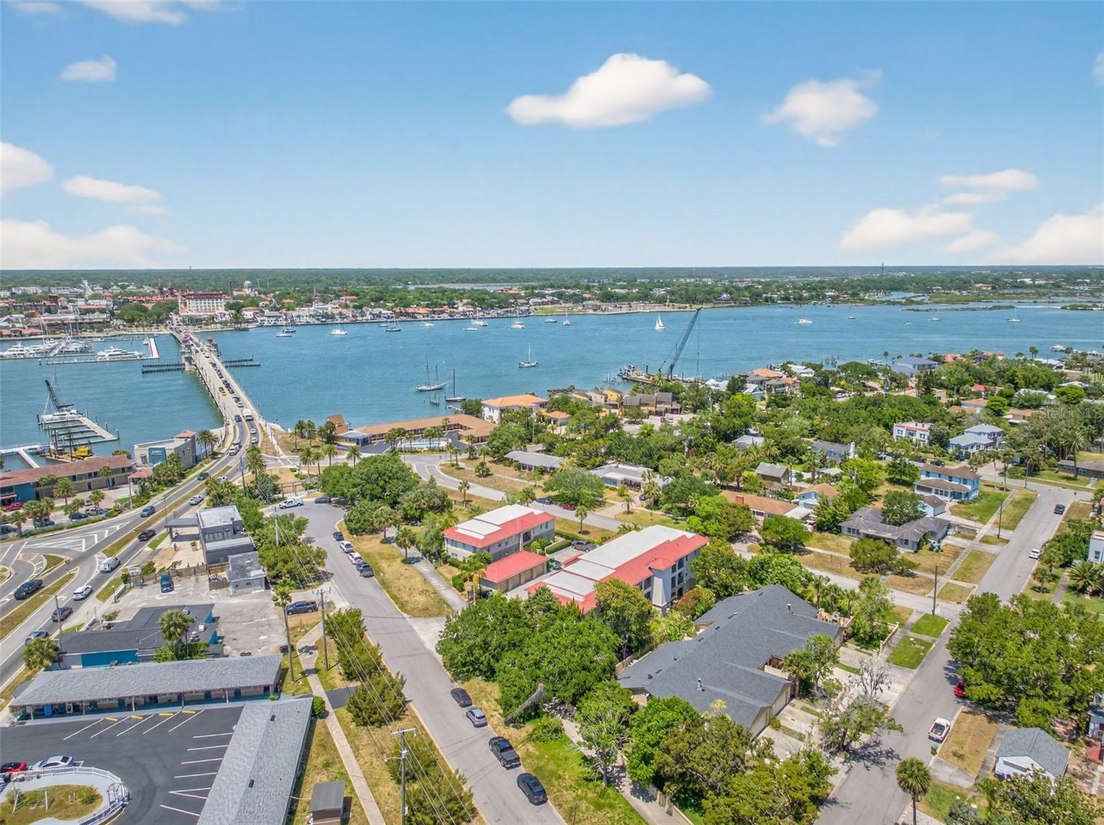 DAVIS SHORES - Residential