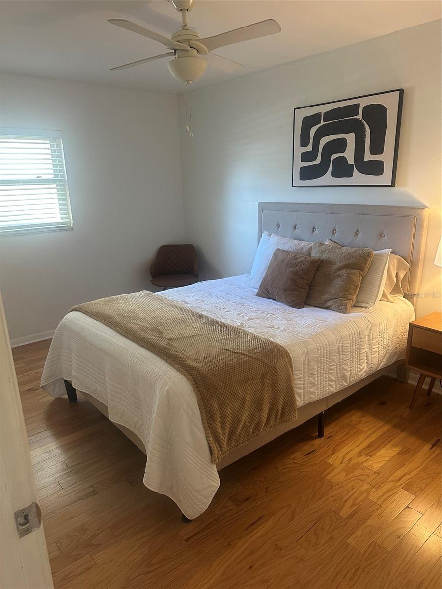 DAVIS SHORES - Residential