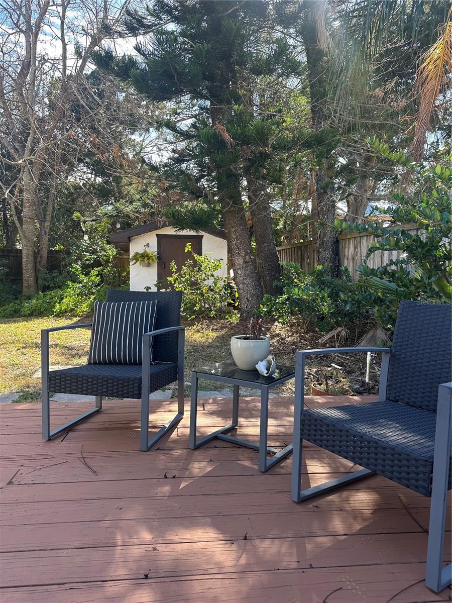 DAVIS SHORES - Residential