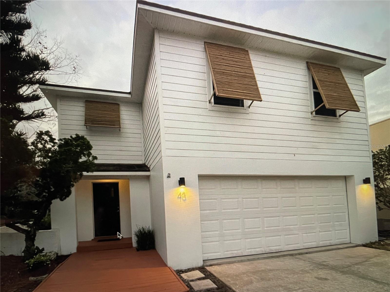 DAVIS SHORES - Residential