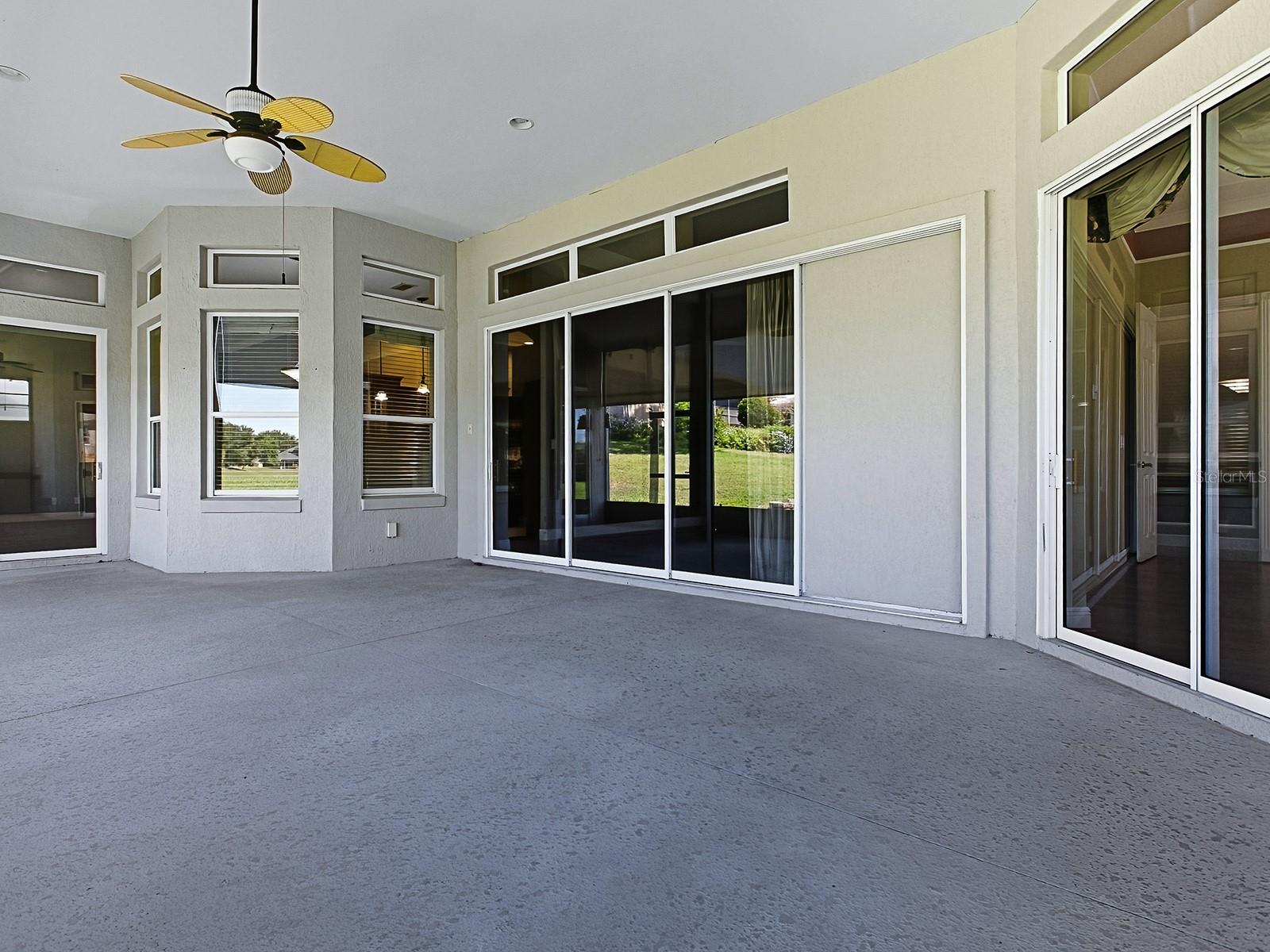 ROYAL HARBOR - Residential