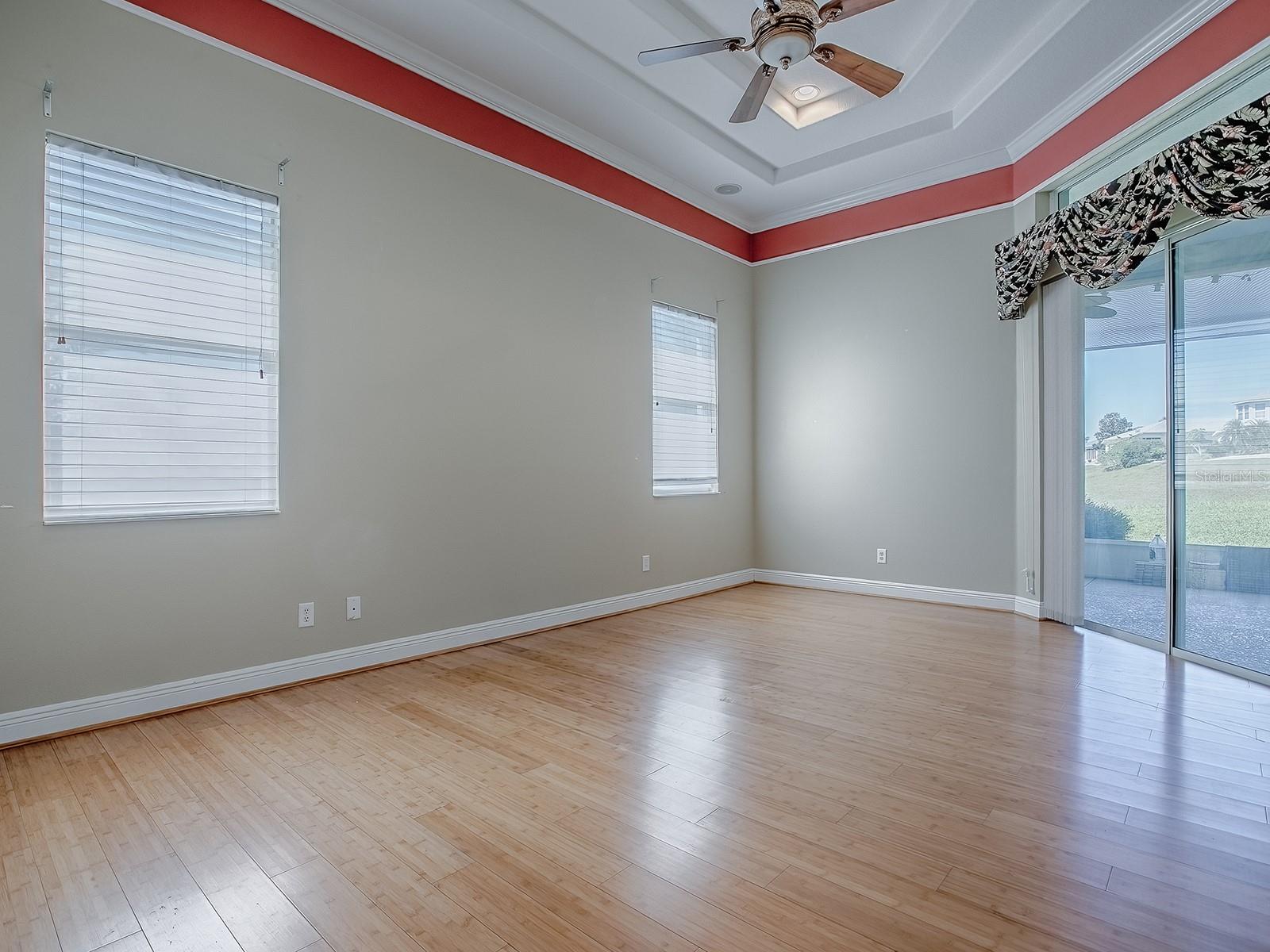 ROYAL HARBOR - Residential