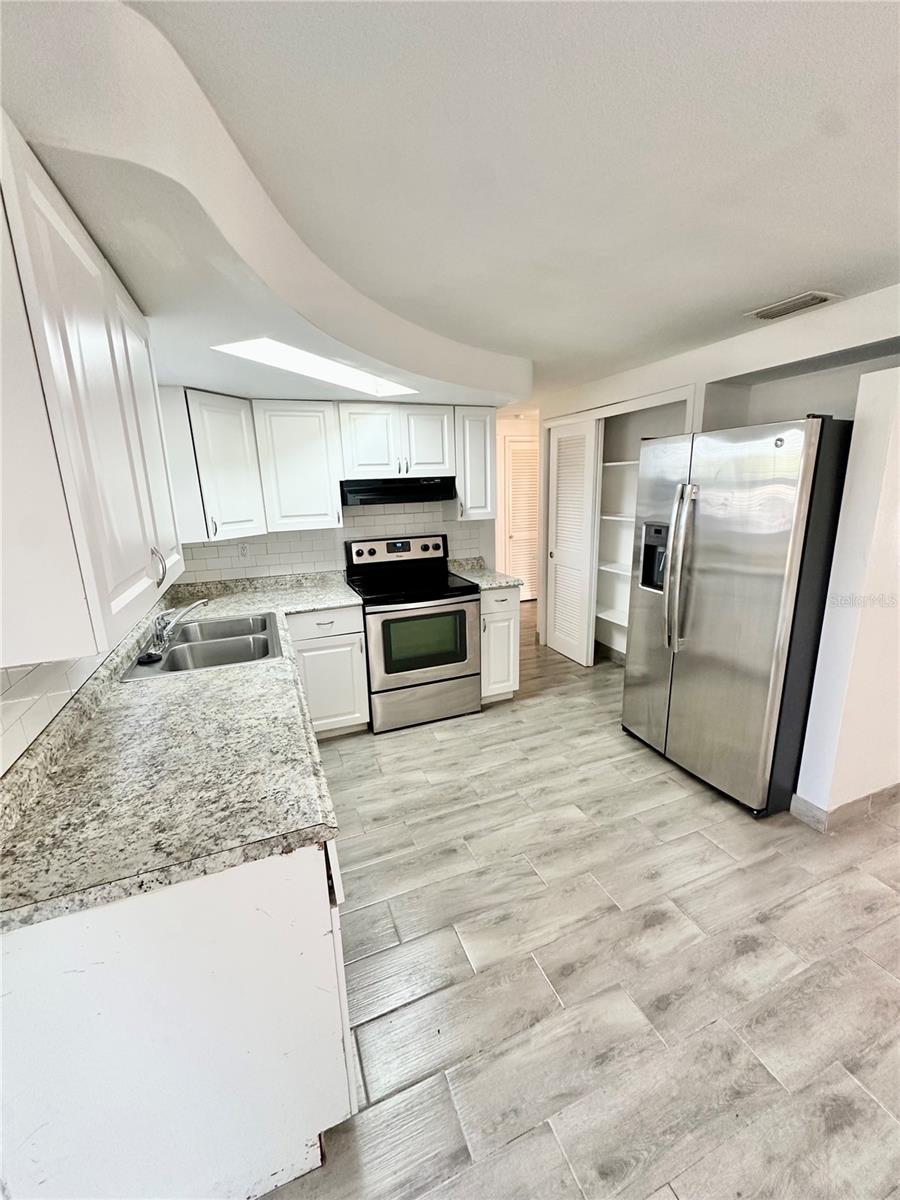 BEACON SQUARE - Residential