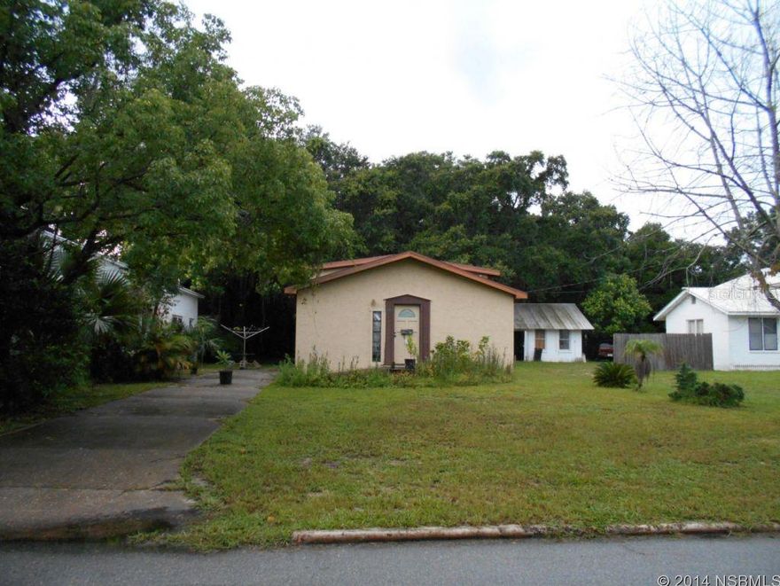 Original home was a chapel converted to a house. Very unique home. Back yard is shaded with a 25 x 10 deck. Location is close to downtown Canal Street in New Smyrna Beach.   do not let the baby kitten out of the house. ;Water: City