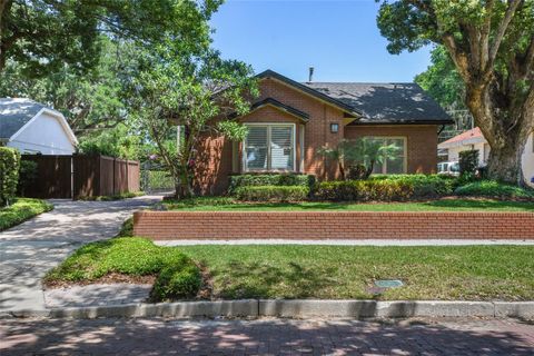 Photo of 517 W Yale Street, Orlando, FL 32804 (MLS # O6359613)