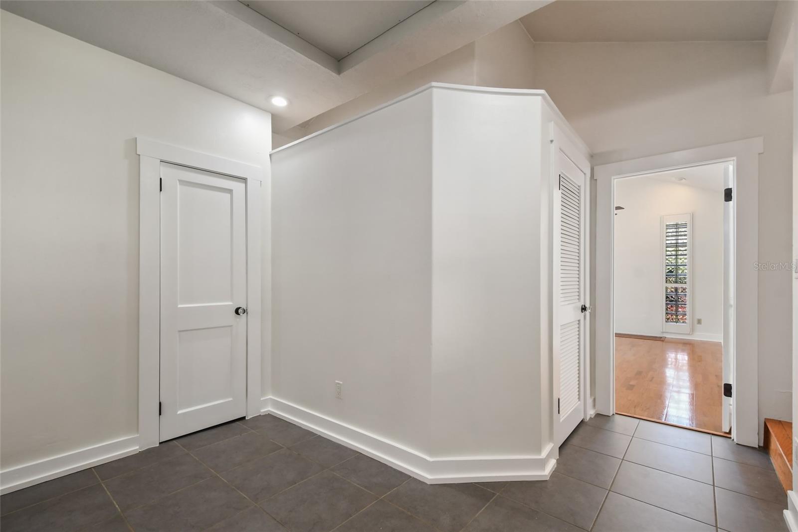 COLLEGE PARK - Residential