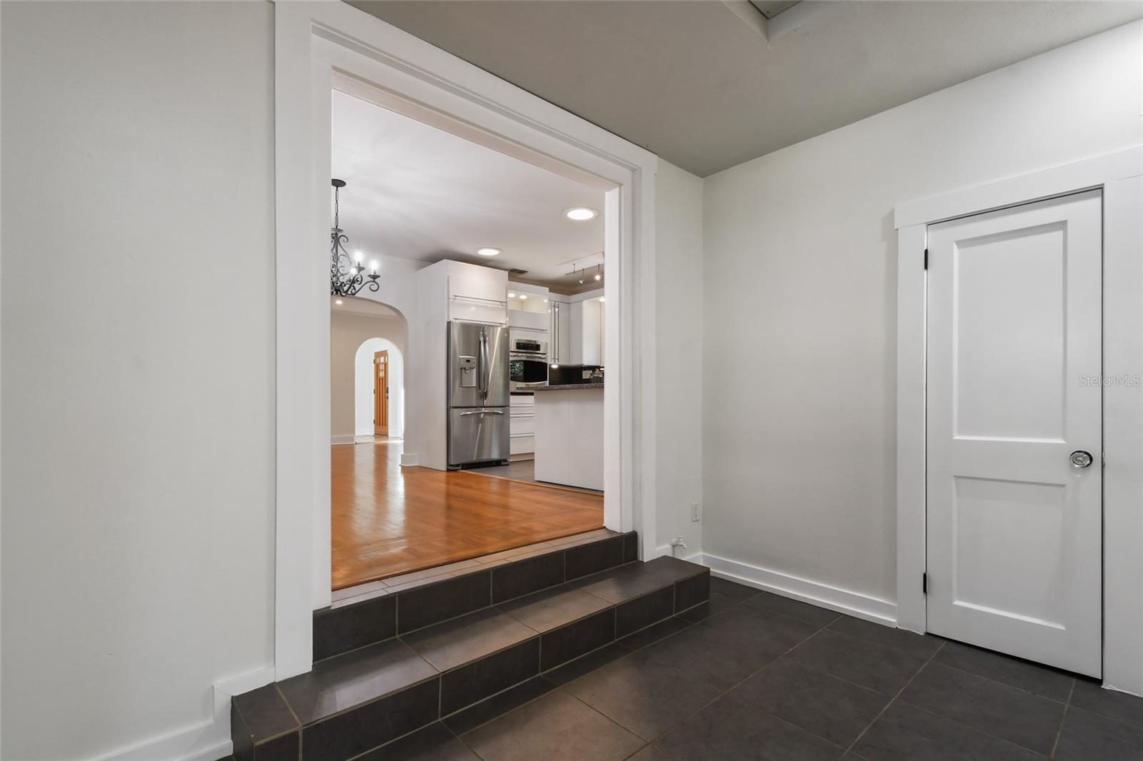 COLLEGE PARK - Residential